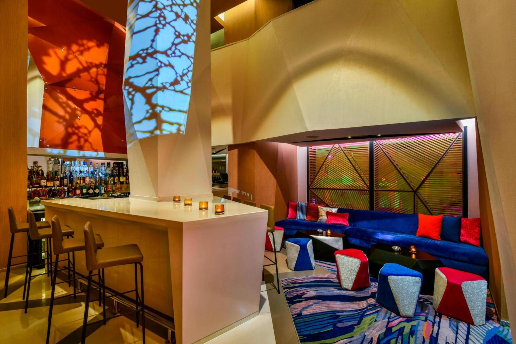 ดับเบิลยู อัมมัน Hotel อัมมาน ภายนอก รูปภาพ The bar at the W Hotel in San Francisco